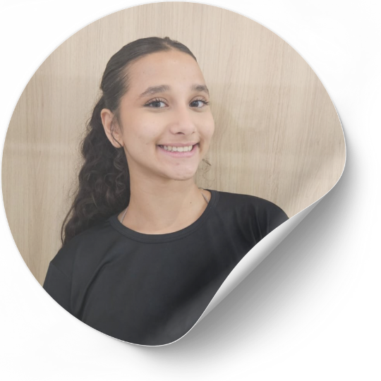 letícia-.png